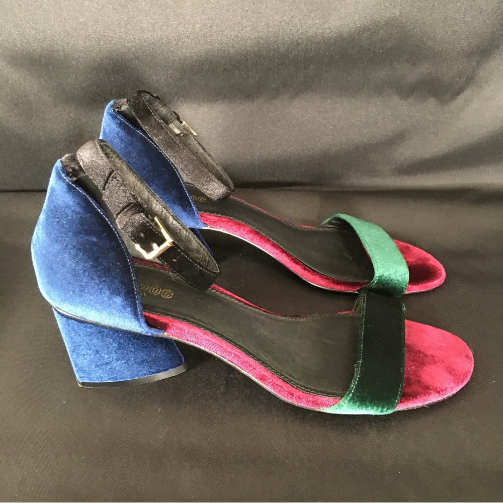 Lularoe Velvet Gatsby Color Block Sandals Women’s… - image 1